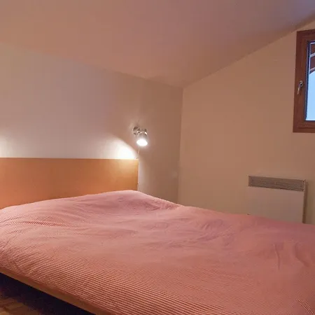 Modern In With Balcony * Abondance